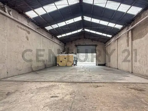VENTA GALPON 450M2 BARRIO LAS AVENIDAS
