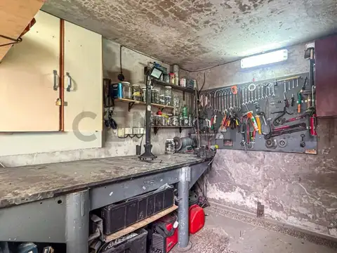 Galpon en Venta 43,30  mts Fondo