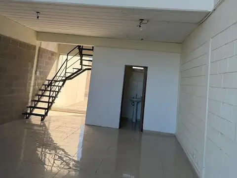 Local en Alquiler en Belen de Escobar, $ 2.000.000