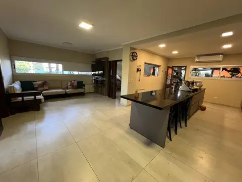 Jardin Ingles, Valle Escondido