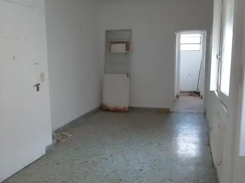 Departamento en Alquiler en Pompeya, $ 550.000