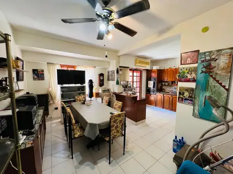 Casa 4 ambientes en venta en Martinez