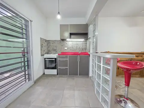 Depto Tipo Casa en Venta 8 años
