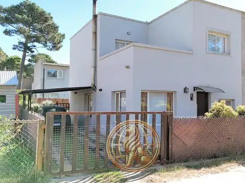 Venta Casa 3 ambientes Pinamar Barrio Obrero Oportunidad