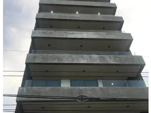 Departamento 2 Amb - Contrafrente - Golf - Hurlingham