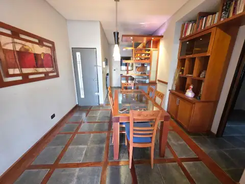 Depto Tipo Casa en Alquiler de 2 dormitorios