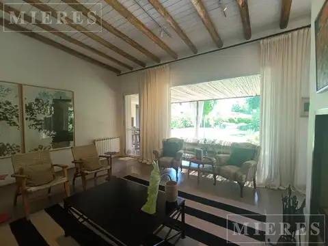 Casa en Alquiler Temporal con 1 cochera