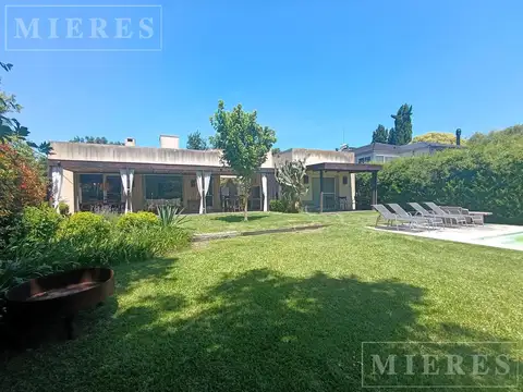 Casa en alquiler temporario en Santa María de los Olivos