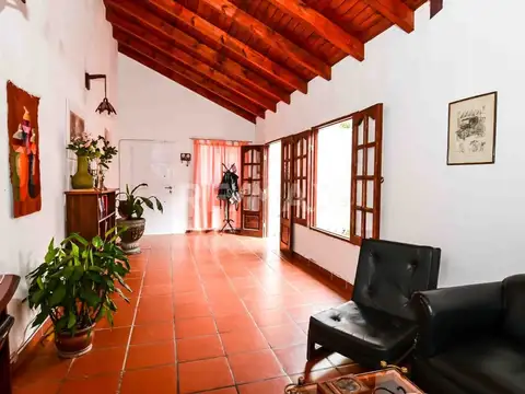 Casa en Venta con 1 cochera
