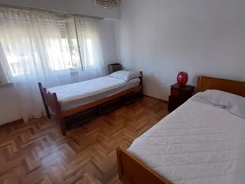 Depto Tipo Casa 4 ambientes con 1 baño