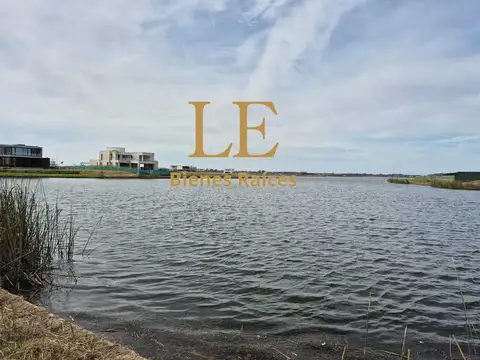 Puertos Del Lago 100