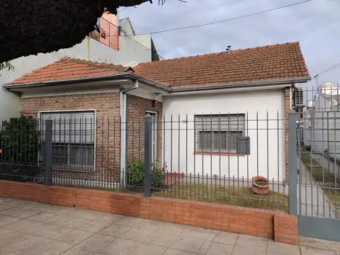 Casa en  Llavallol