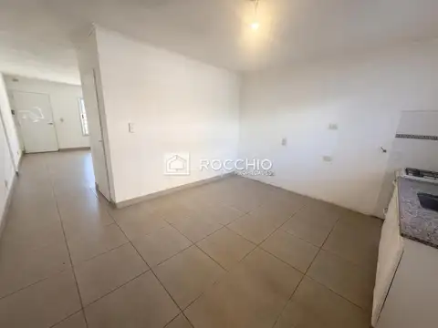 Depto Tipo Casa 3 ambientes con 1 baño