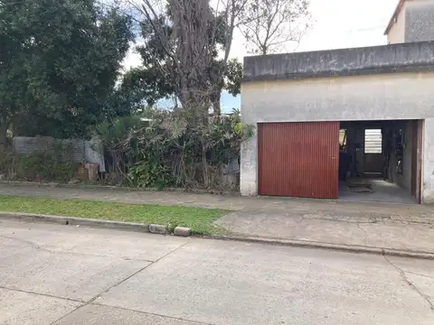 Venta Terreno Galpón Cochera en Villa Ballester