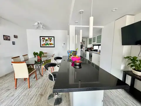 Departamento en Venta en Flores, USD 219.000