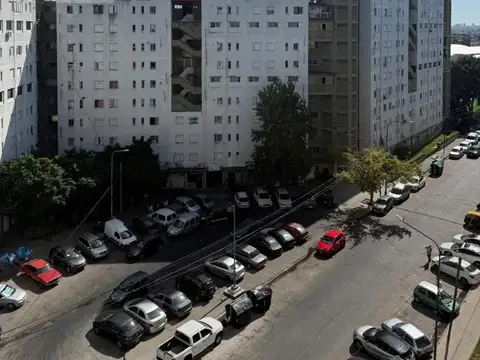 2 De Abril De 1982 5600