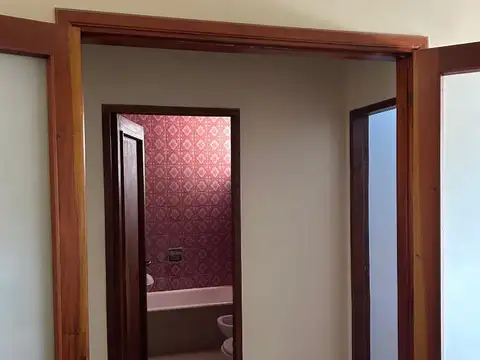 Departamento 3 ambientes con 2 baños