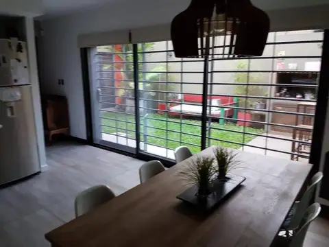 Casa 4 ambientes en venta en Quilmes