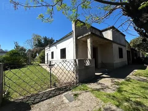 Casa a remodelar, 3 dormitorios, amplio lote, ideal inversión, Gral Lamadrid, Escobar