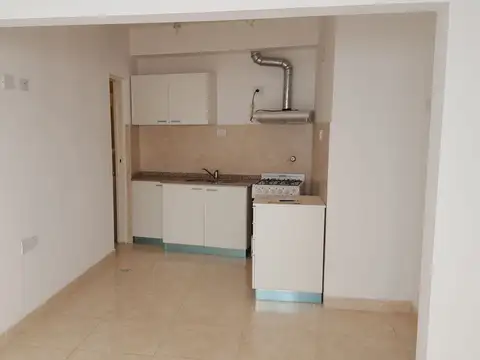 Departamento en PH de 2 ambientes con patio y terraza