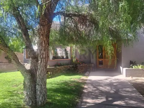 Barrio laderas de chacras , Piso 0