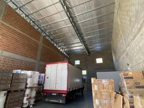 Galpon en Alquiler 1 año