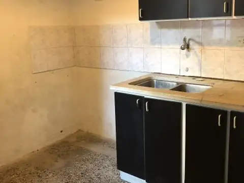 Depto Tipo Casa en Alquiler en Rosario, $ 400.000