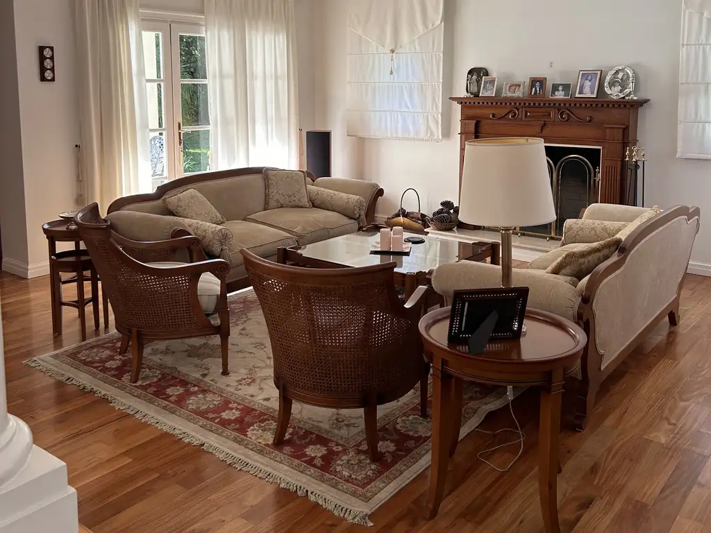 Casa en Venta - 5 dormitorios - Consultar precio