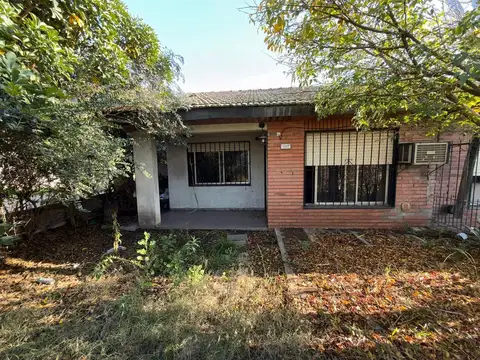 CHALET 3 AMBIENTES – Bº LOS TRONCOS - HURLINGHAM