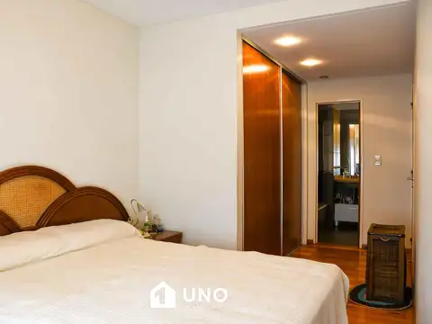 1º de Mayo 1500, Piso 04