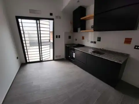 Depto Tipo Casa en Alquiler de 2 dormitorios