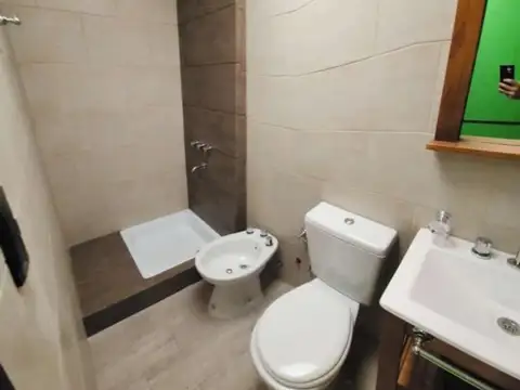 Depto Tipo Casa en Alquiler con 1 cocheras