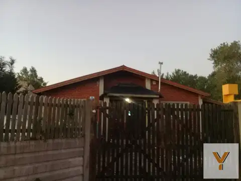 Casa en venta - 6 dormitorios 5 baños - Cochera - 900mts2 - San Bernardo Del Tuyú