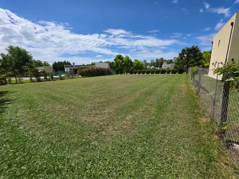 Adg. Lote En Boulevard Central En Cardales Village