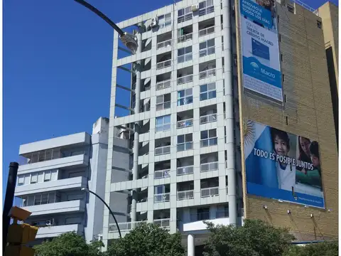 Venta 2 Dormitorios Av. Alberdi 600