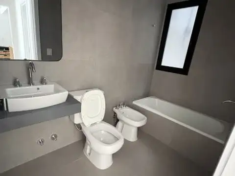 FISHERTON- PADOCK COMPLEJO-DPTO 2 DOMITORIOS  Y PATIO