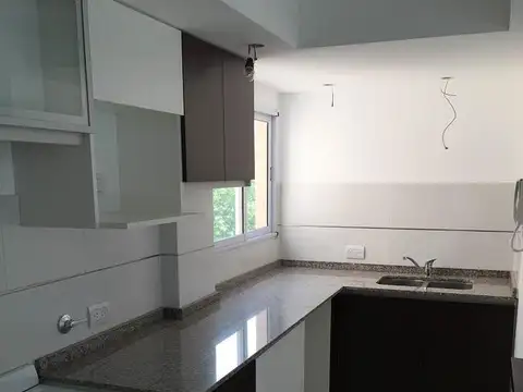 Excelente depto 2 ambientes 50m2 Totales - V. Ballester