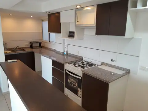 Excelente depto 2 ambientes 50m2 Totales - V. Ballester
