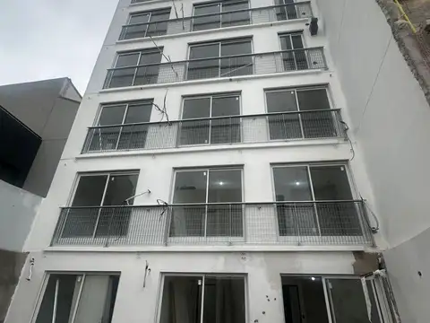 Edificio Comercial en alquiler - 24 Ambientes - Villa Crespo