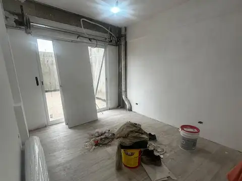 Oficina en Alquiler al Este