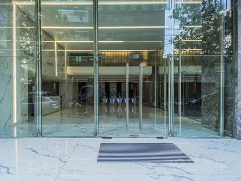 Oficina en Alquiler con 1 cochera