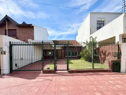 Chalet 3 ambientes en PB