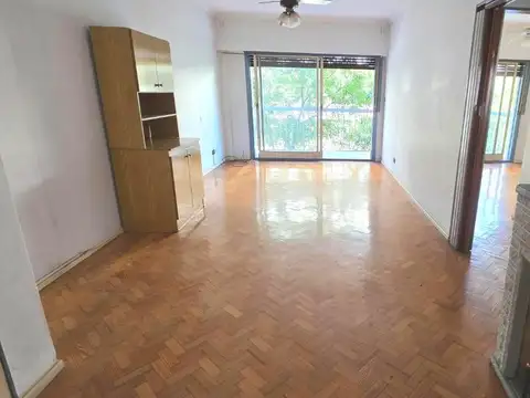 Culpina 60: amplio e impecable 3amb. al frente con balcón