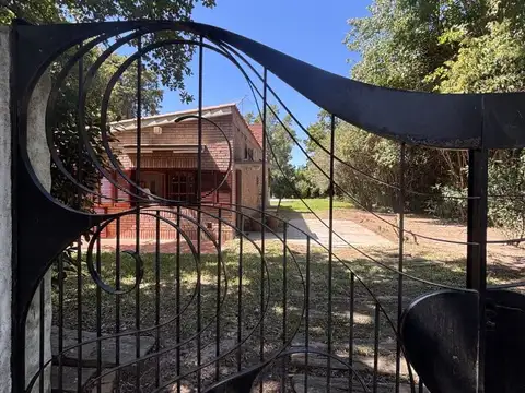 Casa en Venta con 1 cochera