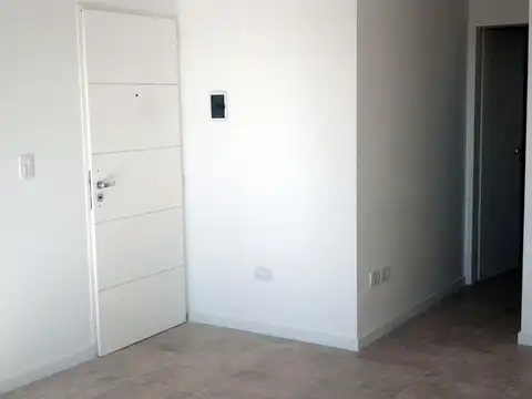 Alquiler Alberdi  Dto 2 dormitorios, 2 Baños. $680.000