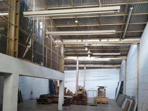 Local en Venta en Centro, USD 450.000