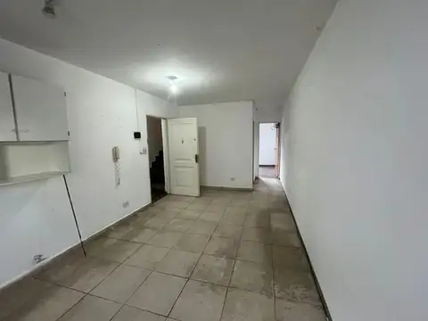 Intendente Alvear 3500, Piso 1