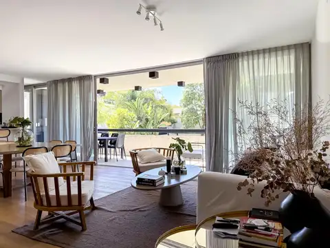 Departamento en Venta de 4 Ambientes, Con Balcón y Cochera en SENSE I- Acassuso, San Isidro
