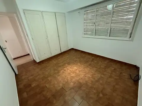 Departamento en Alquiler en Carapachay, $ 650.000