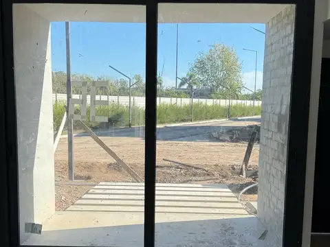 Casa en Alquiler A Estrenar